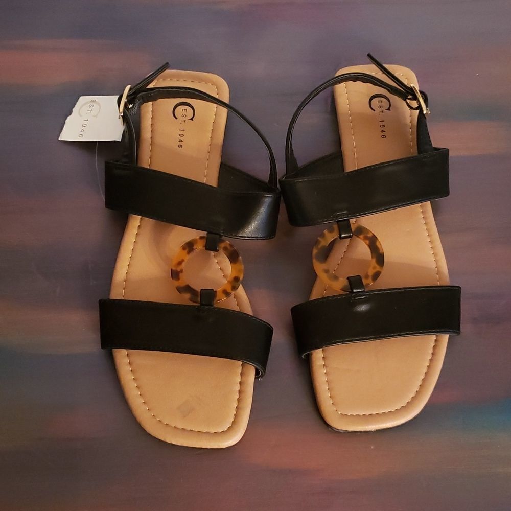 Cute NWT Est. 1946 Black Sandals with Acrylic Leopard Design Disc Embellishment